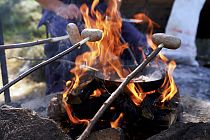 Die kleinen Pausen am Lagerfeuer sind immer wieder riesig schöne Momente